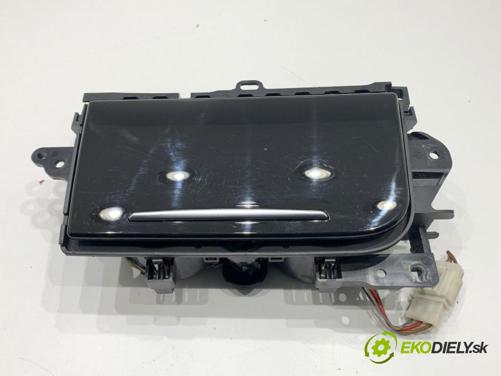 AUDI A8 D4 sedan 2011 258 kW 4.2 TDI quattro 4134 Držiak na nápoje 4H1858601A (Držiak (úchyt) na nápoje)