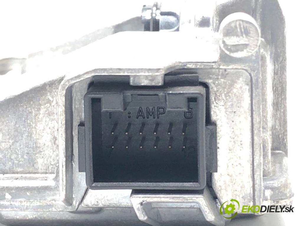 AUDI A8 D4 sedan 2011 258 kW 4.2 TDI quattro 4134 KAMERA okna prednej 4G0907217