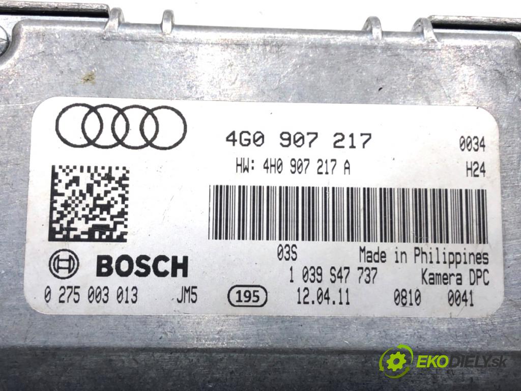 AUDI A8 D4 sedan 2011 258 kW 4.2 TDI quattro 4134 KAMERA okna prednej 4G0907217