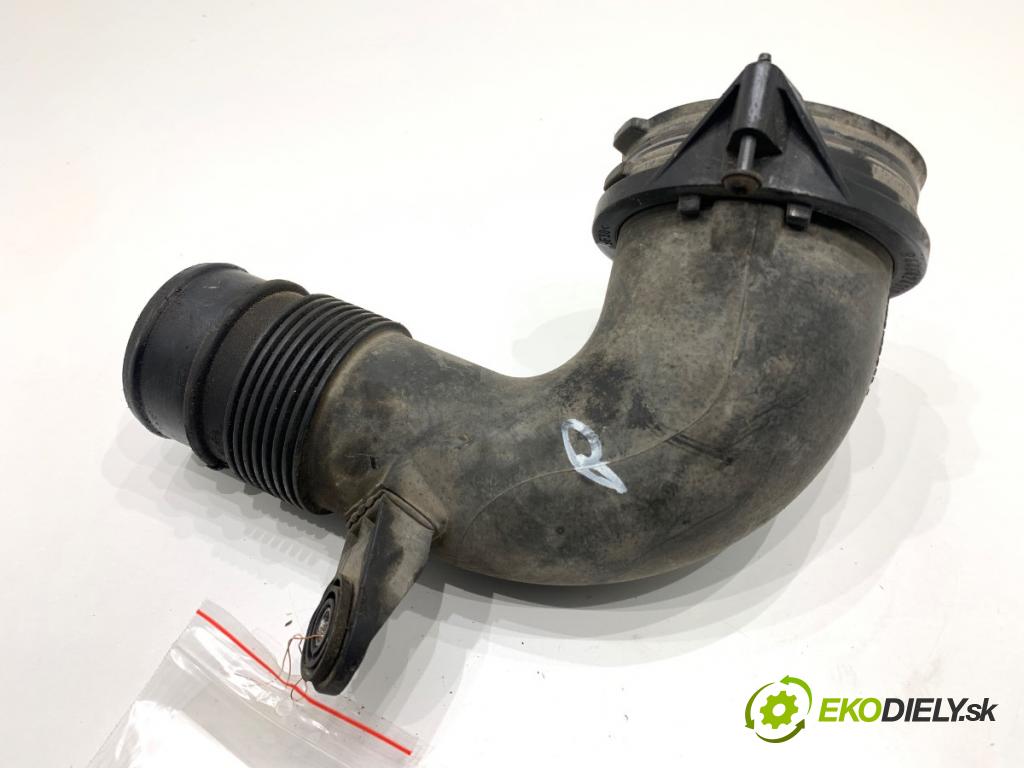 AUDI A8 D4 sedan 2011 258 kW 4.2 TDI quattro 4134 Rúra vzduchu 