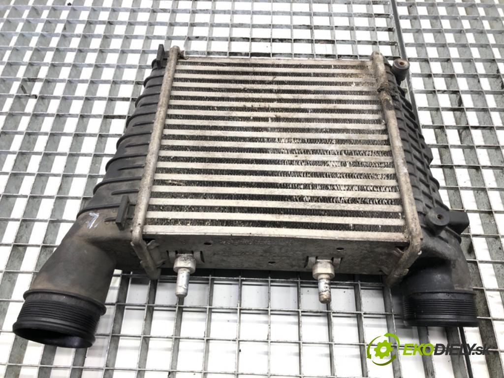 AUDI A8 D4 sedan 2011 258 kW 4.2 TDI quattro 4134 intercooler levý 4H0145805J (Intercooler (chladič stlačeného vzduchu))