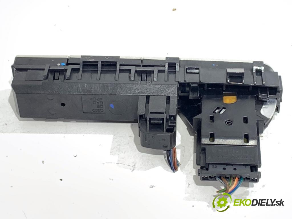 AUDI A8 D4 sedan 2011 258 kW 4.2 TDI quattro 4134 Panel přepínač PDC 4H0820911B