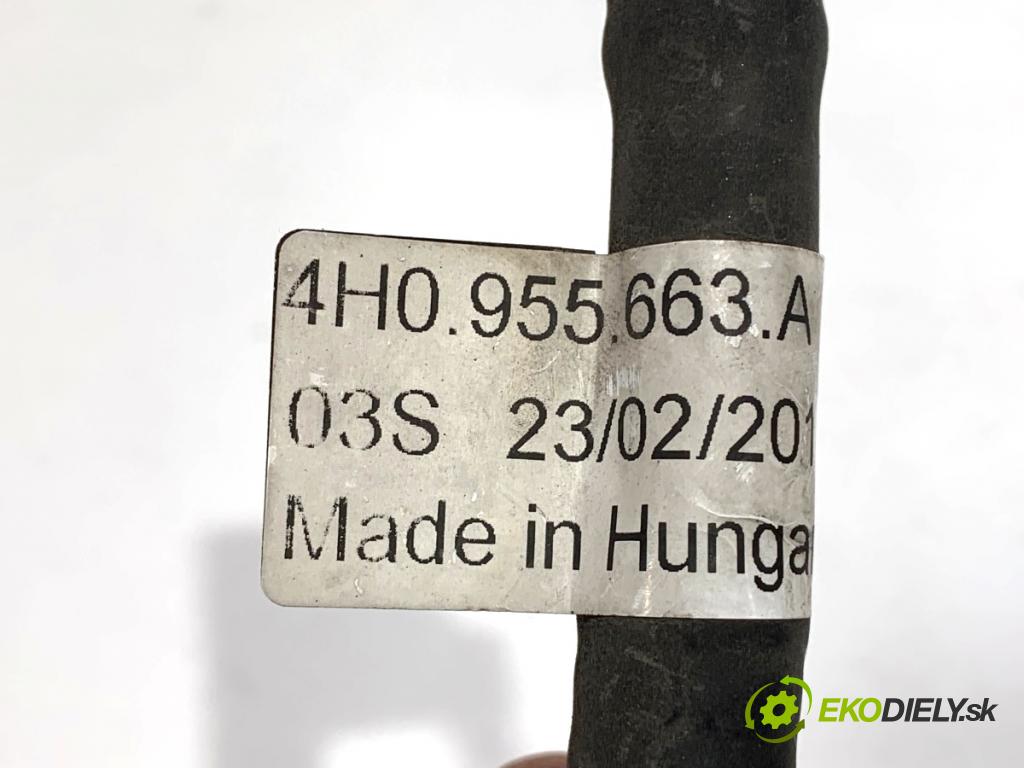 AUDI A8 D4 sedan 2011 258 kW 4.2 TDI quattro 4134 ostrekovač ostrekovača RADAR: predný 4H0955187