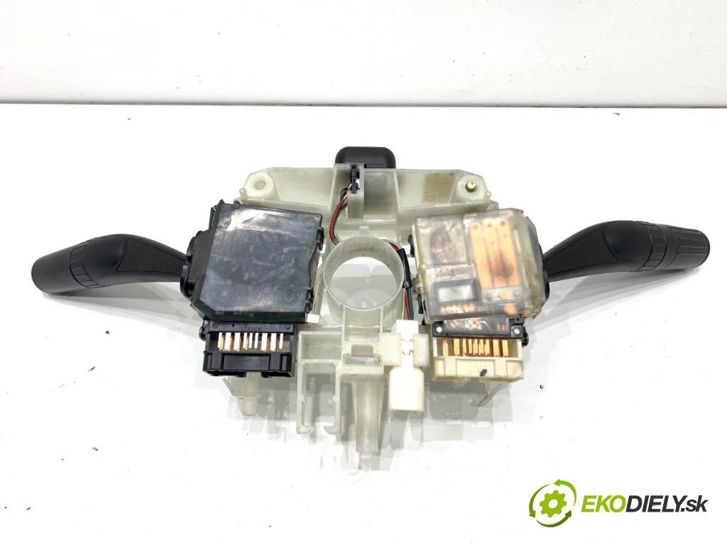 SUBARU LEGACY IV sedan 2006 121 kW 2.0 AWD (BL5) 1994 Prepínač kombinovaný 83111AC740 (Prepínacie páčky pod volantom)