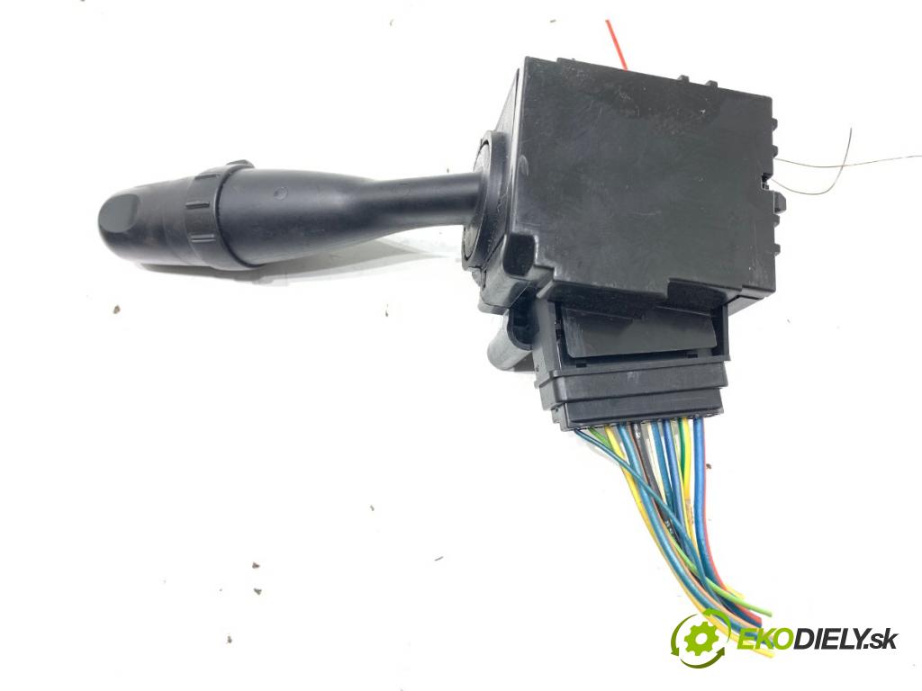 SUZUKI SX4 liftback 2010 88 kW 1.6 VVT (RW 416) 1586 Prepínač stieračov  (Prepínacie páčky pod volantom)