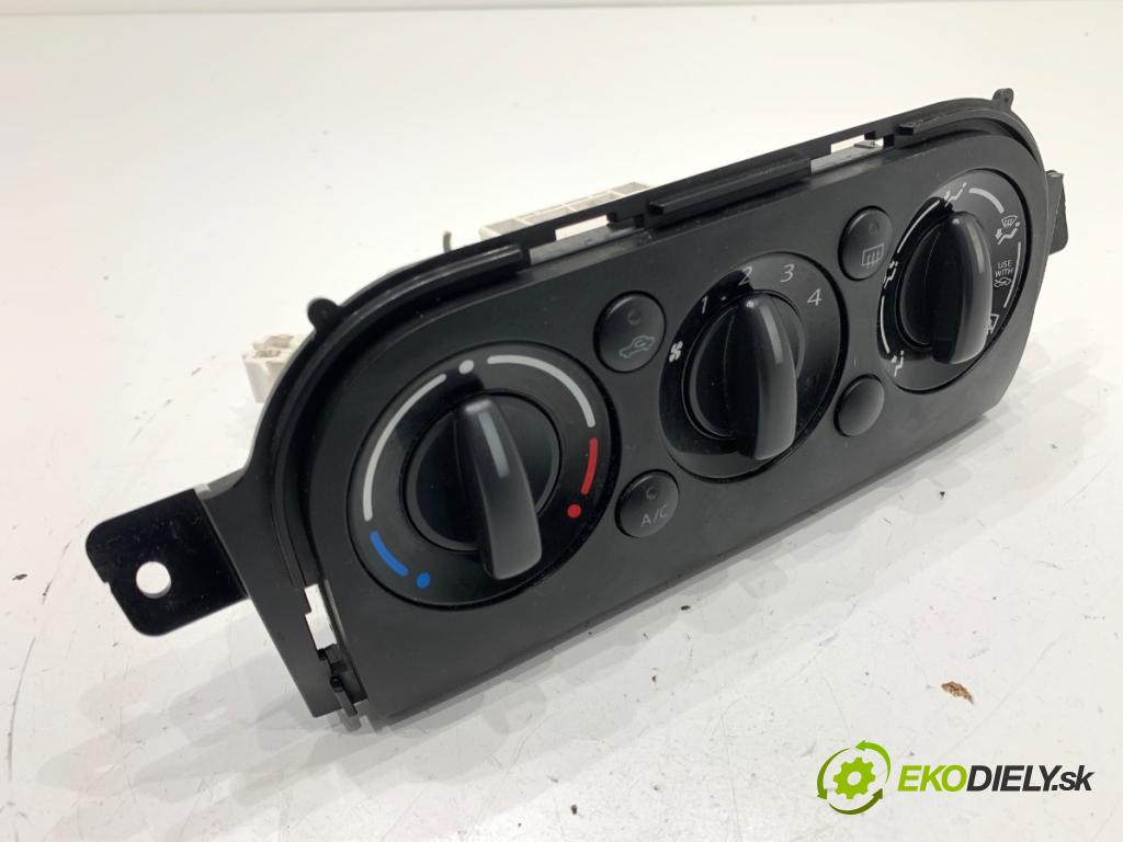 SUZUKI SX4 liftback 2010 88 kW 1.6 VVT (RW 416) 1586 Panel ovládania kúrenia  (Prepínacie páčky pod volantom)