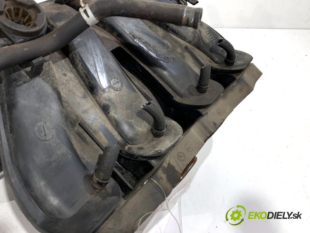 SUZUKI SX4 liftback 2010 88 kW 1.6 VVT (RW 416) 1586 potrubí sání  (Sací potrubí)