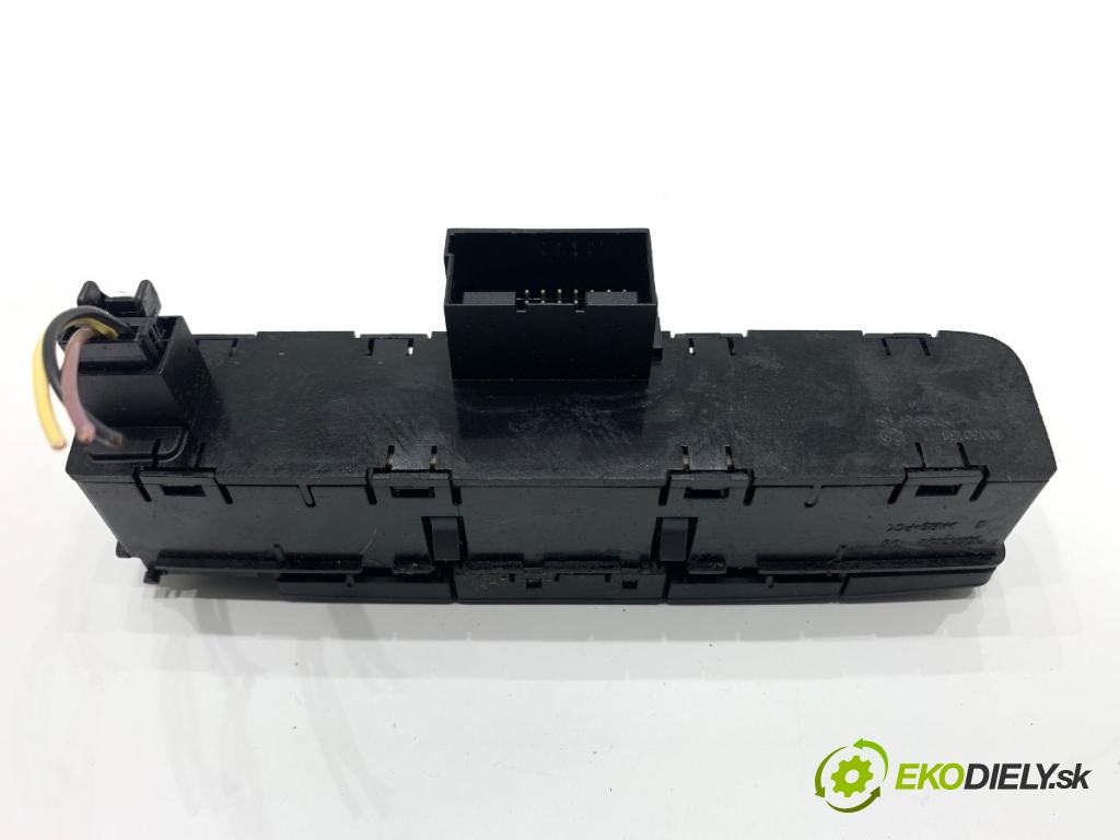 SEAT IBIZA IV liftback 2011 63 kW 1.4 1390 Spínač svetiel výstražných (núdzových) 6J0927137B (Prepínacie páčky pod volantom)