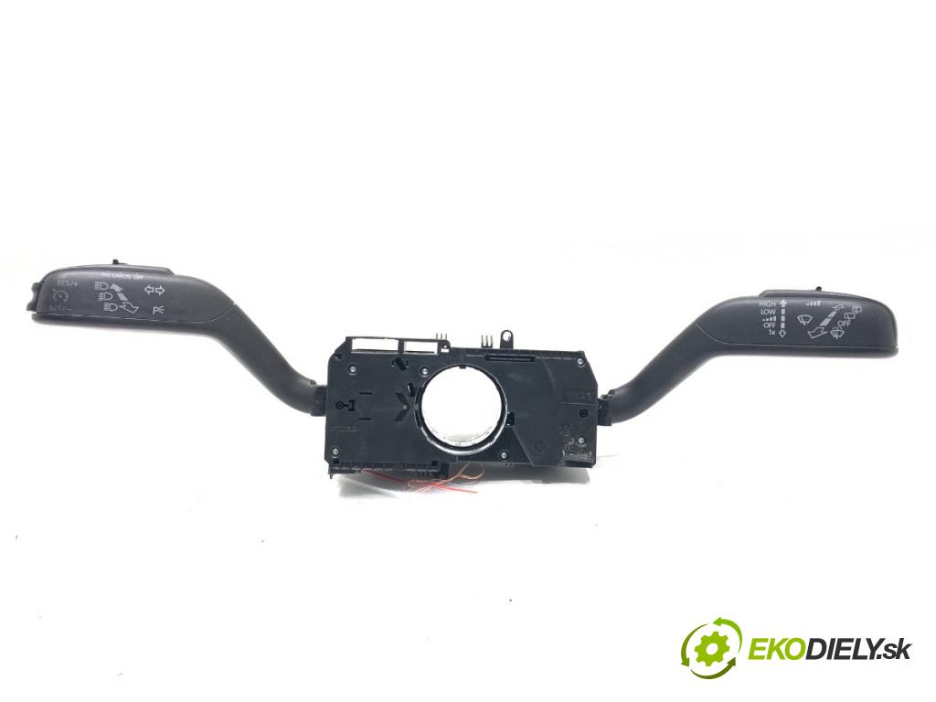 SEAT IBIZA IV liftback 2011 63 kW 1.4 1390 Prepínač kombinovaný 7H0953503GH (Prepínacie páčky pod volantom)