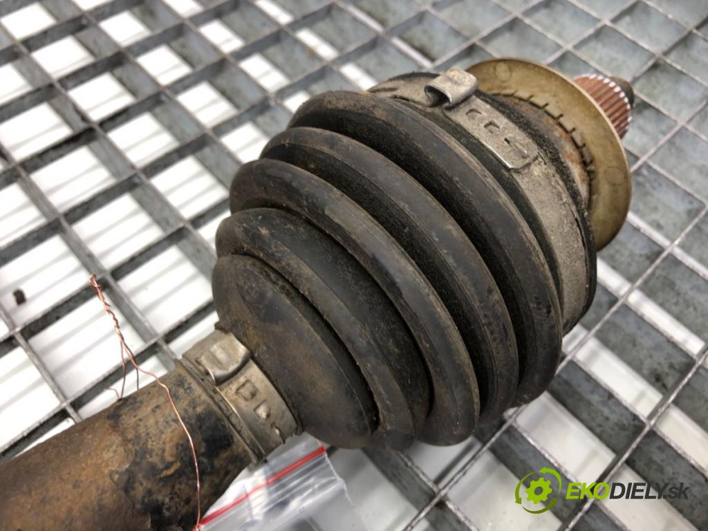 SEAT IBIZA IV liftback 2011 63 kW 1.4 1390 Poloos pravy predný 6R0407762