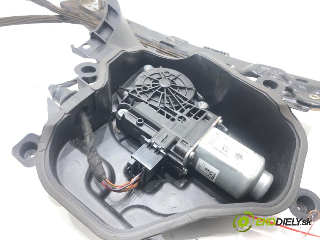 SEAT IBIZA IV liftback 2011 63 kW 1.4 1390 Mechanizmus okna ľavy predný 6J4837401D