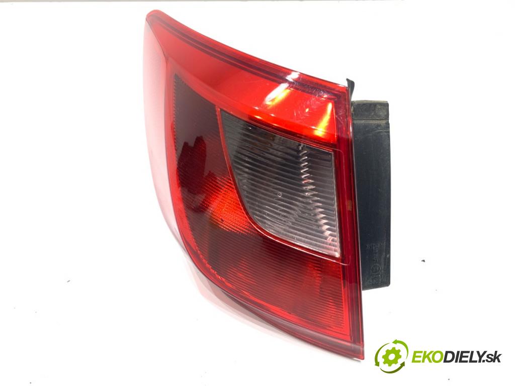 SEAT IBIZA IV liftback 2011 63 kW 1.4 1390 Svetlo ľavy zad 6J8945095
