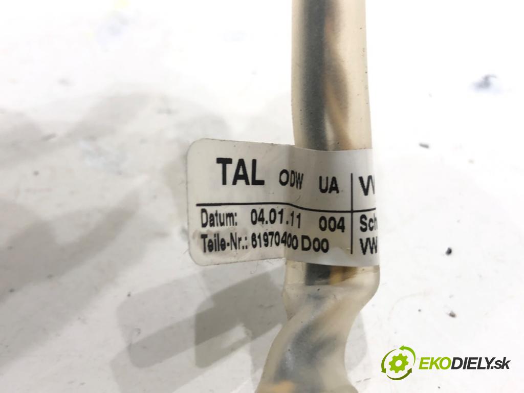 SEAT IBIZA IV liftback 2011 63 kW 1.4 1390 Káblovačka silentbloku airbag 5K0971584