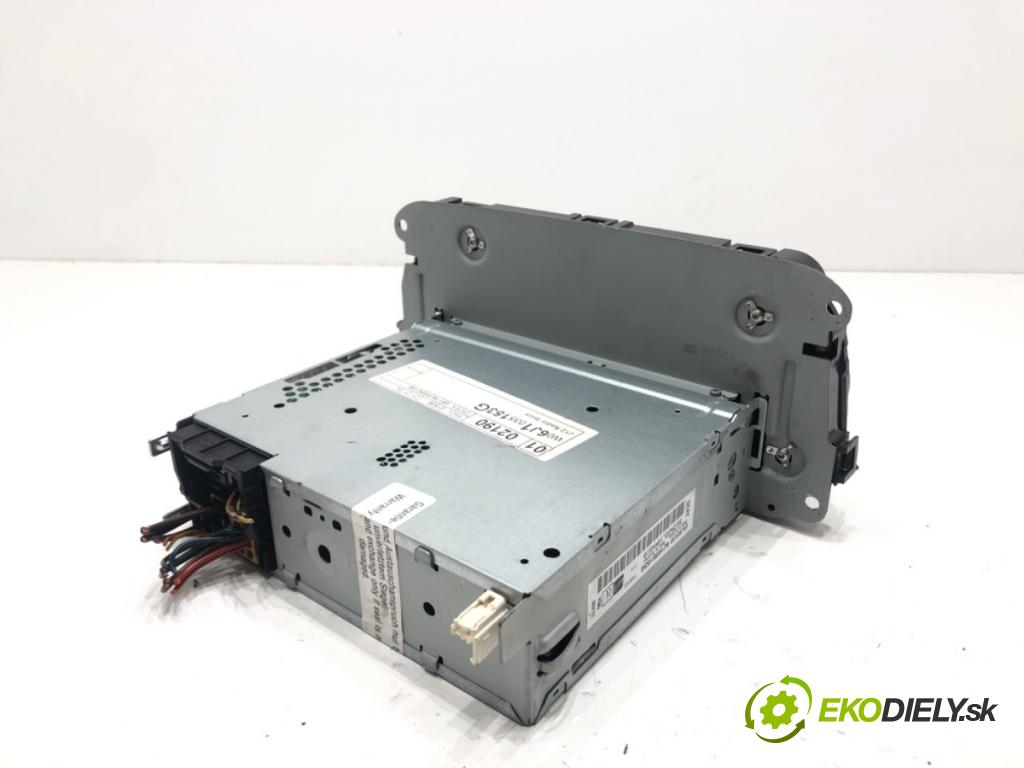 SEAT IBIZA IV liftback 2011 63 kW 1.4 1390 RADIO 6J1035153G (Audio zariadenie)