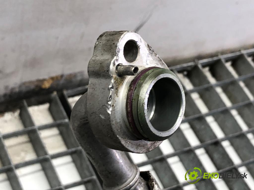 SEAT IBIZA IV liftback 2011 63 kW 1.4 1390 rúrka klimatizace 6R1820743D (Trubka klimatizace)