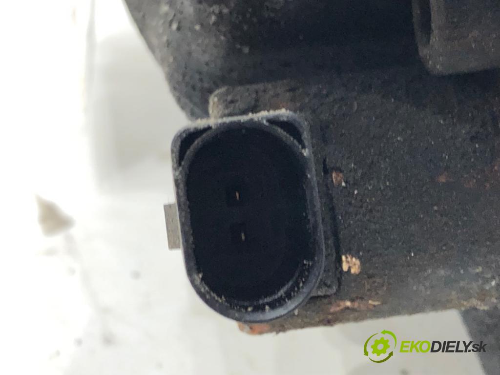 VW GOLF V liftback 2004 77 kW 1.9 TDI 1896 kompresor klimatizace 1K0820803G (Kompresor klimatizace)