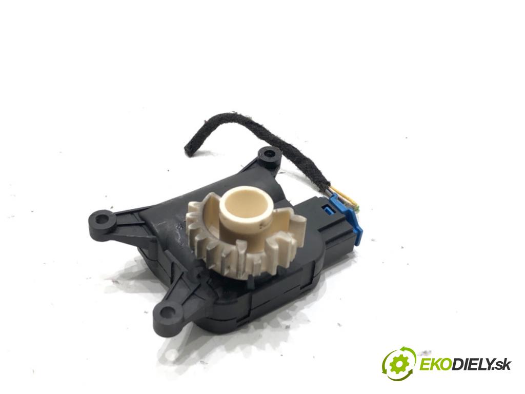 VW GOLF V liftback 2004 77 kW 1.9 TDI 1896 Motor kúrenia 0132801337