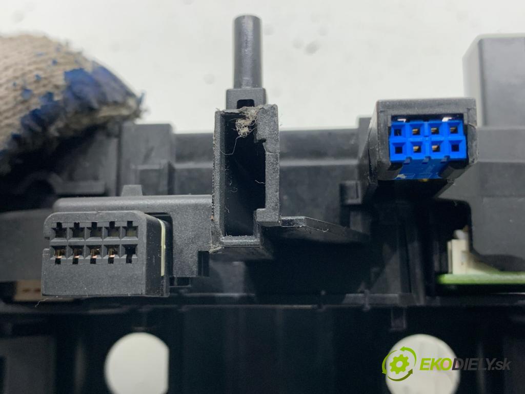 VW GOLF V liftback 2004 77 kW 1.9 TDI 1896 Prepínač kombinovaný 1K0953503E (Prepínacie páčky pod volantom)