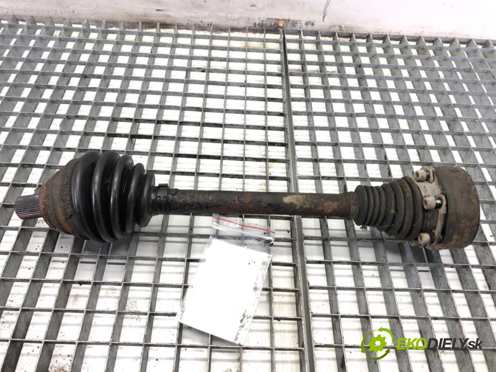 VW GOLF V liftback 2004 77 kW 1.9 TDI 1896 Poloos ľavy predný 