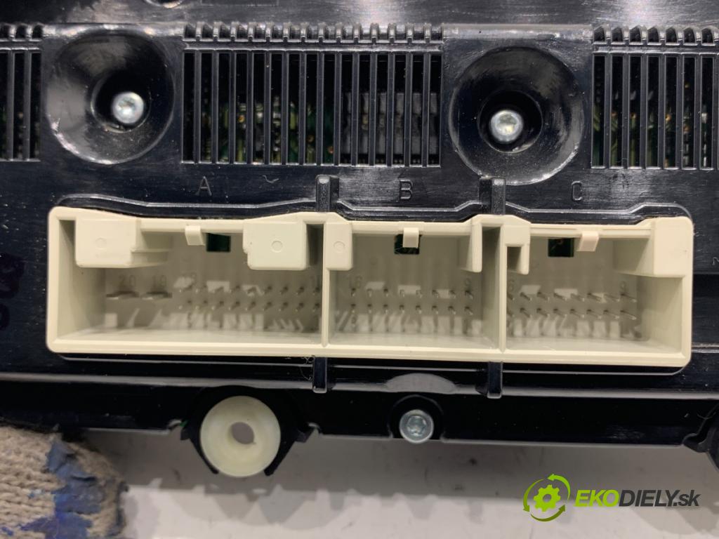 VW GOLF V liftback 2004 77 kW 1.9 TDI 1896 Panel ovládania kúrenia  (Prepínacie páčky pod volantom)