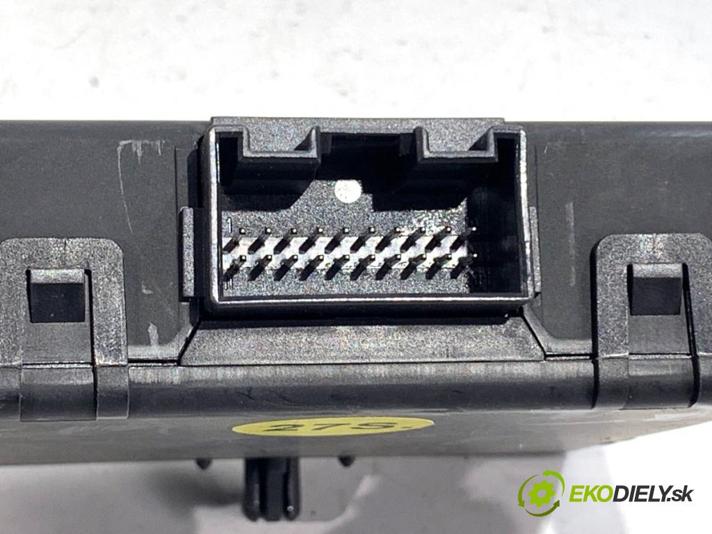 VW GOLF V liftback 2004 77 kW 1.9 TDI 1896 Modul GATEWAY 1K0907530E