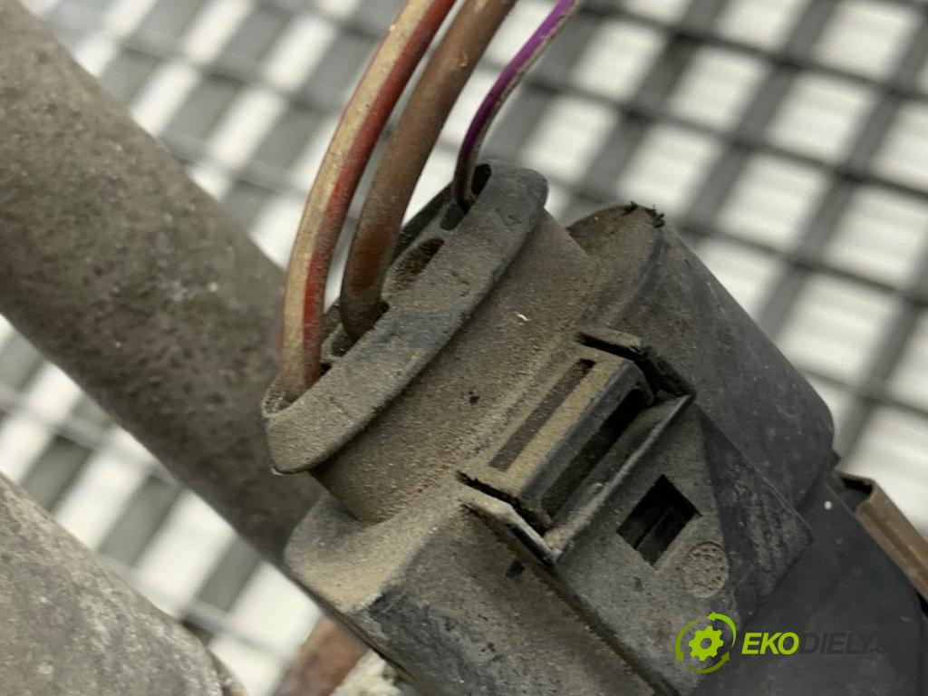 VW GOLF V liftback 2004 77 kW 1.9 TDI 1896 Mechanizmus stieračov predný 1K1955023D (Motorček stieračov predný)