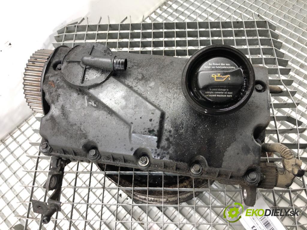 VW GOLF V liftback 2004 77 kW 1.9 TDI 1896 hlava válců 038103373R BKC (Hlava válců)