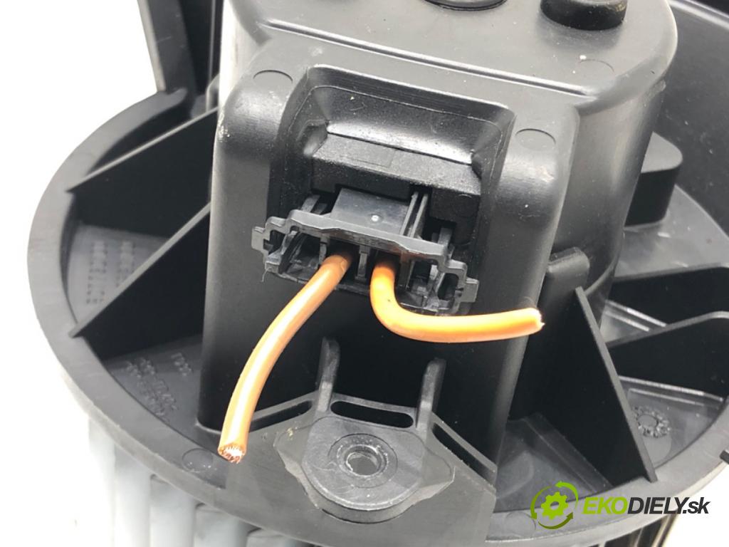 FIAT LINEA sedan 2012 57 kW 1.4 1368 ventilátor kúrenia 507730100