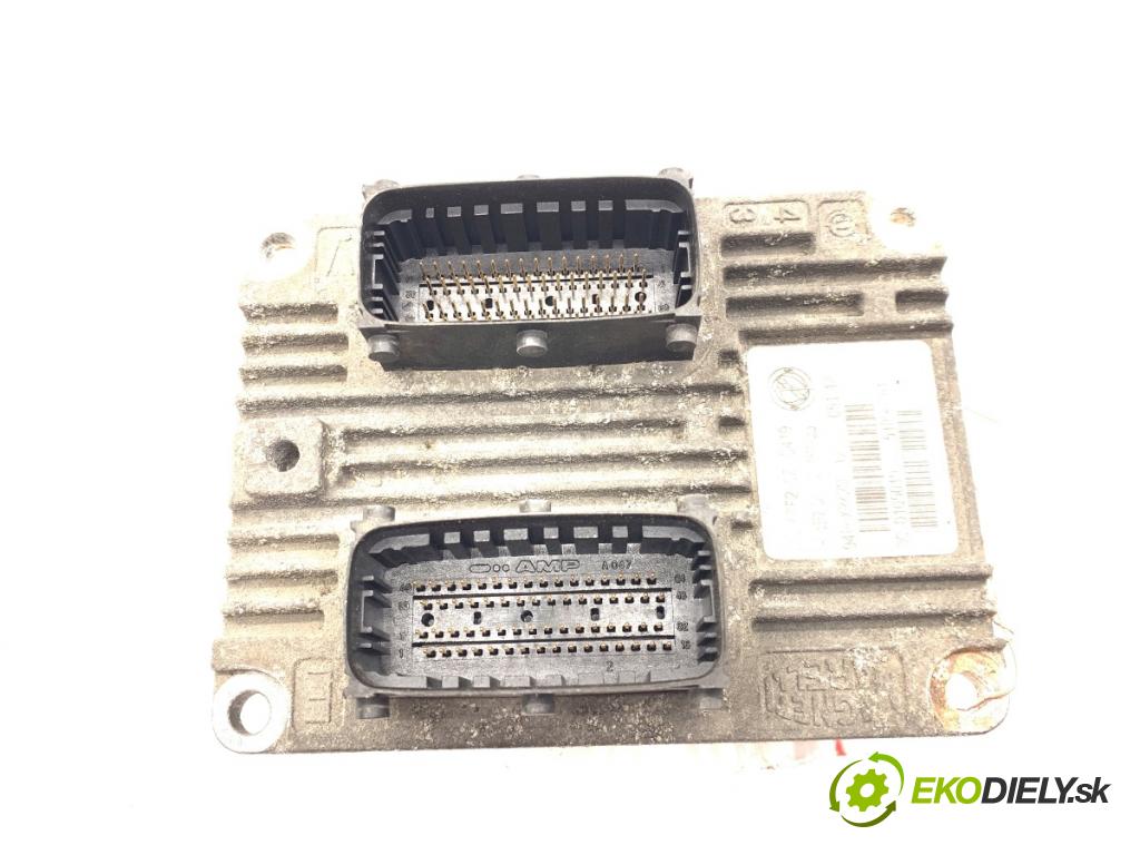 FIAT LINEA sedan 2012 57 kW 1.4 1368 riadiaca jednotka Motor 51896761 (Riadiaca jednotka)