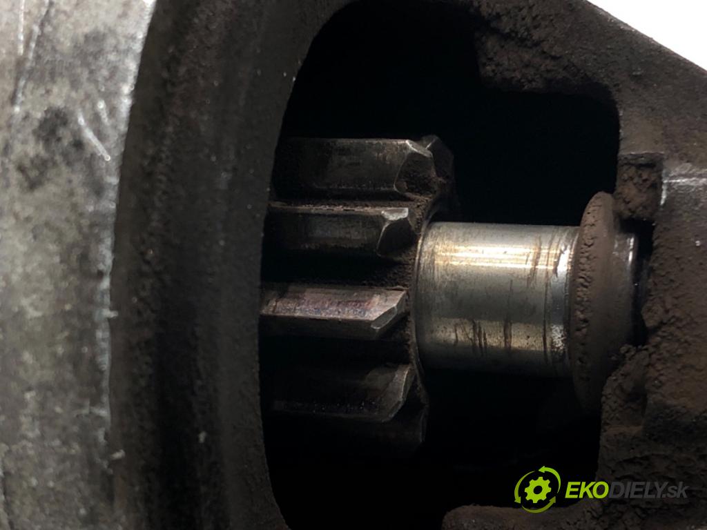 FIAT LINEA sedan 2012 57 kW 1.4 1368 startér 51890631 (Startér)