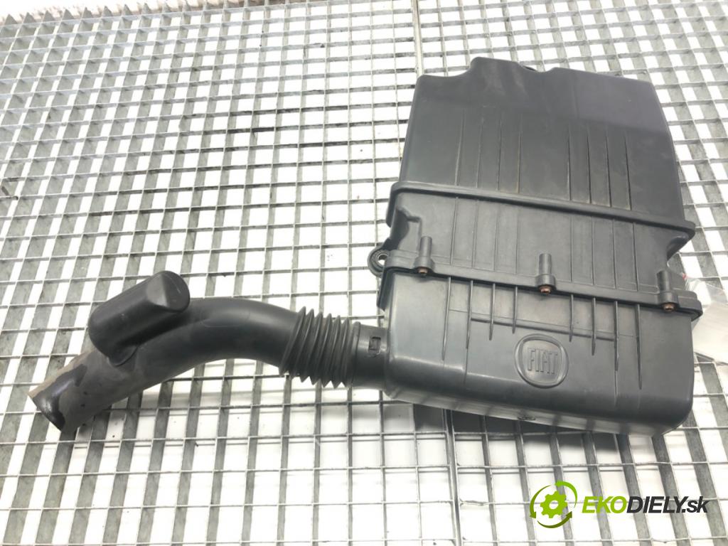 FIAT LINEA sedan 2012 57 kW 1.4 1368 Obal filtra vzduchu 51773400 (Obal vzduchového filtra)