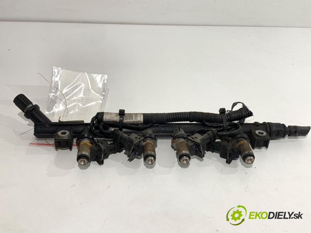 FIAT LINEA sedan 2012 57 kW 1.4 1368 Lišta vstrekovacia CB261B (Vstrekovacia lišta)