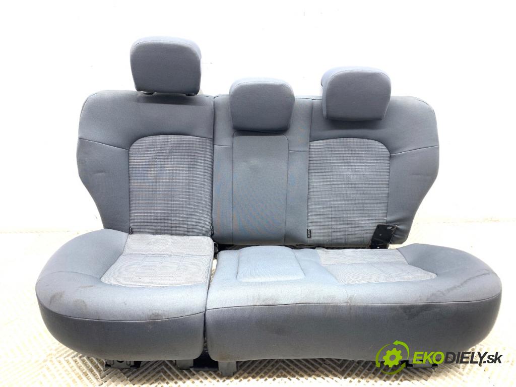 FIAT LINEA sedan 2012 57 kW 1.4 1368 Sedadlo druhý rad 