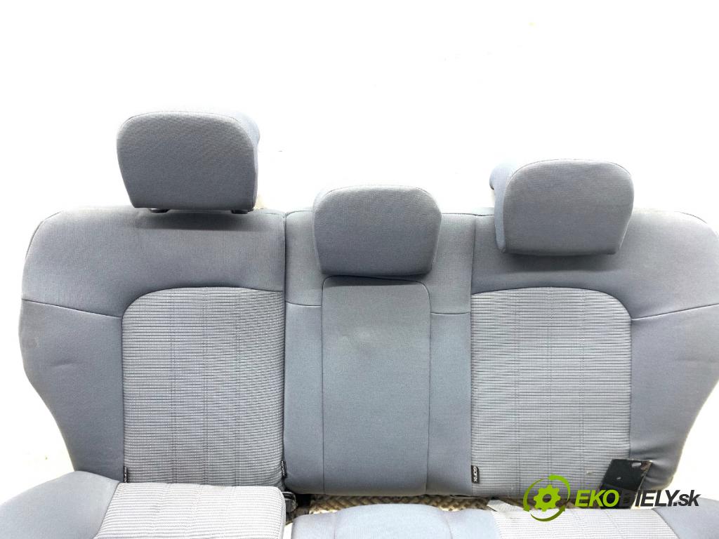 FIAT LINEA sedan 2012 57 kW 1.4 1368 Sedadlo druhý rad