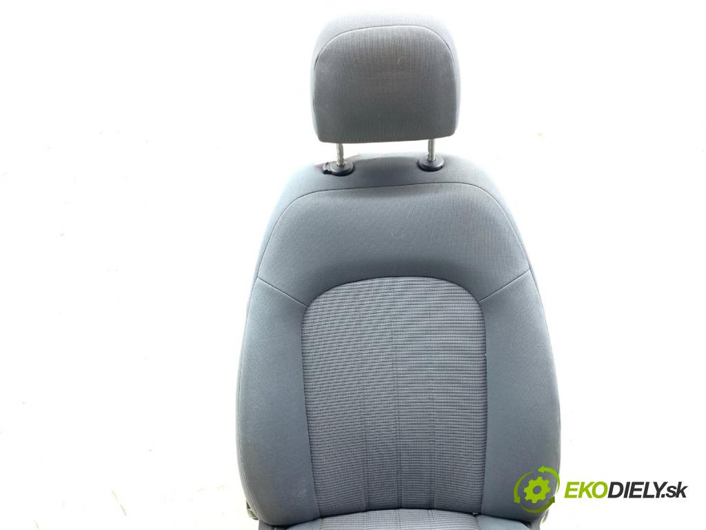 FIAT LINEA sedan 2012 57 kW 1.4 1368 Sedadlo pravy predný
