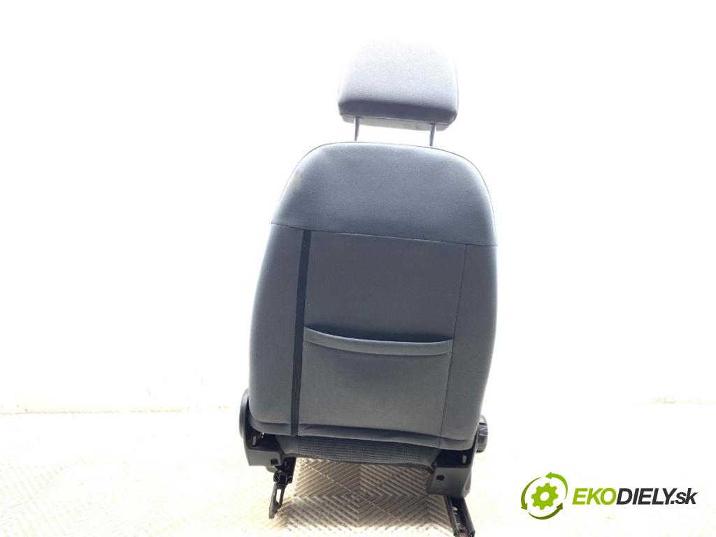 FIAT LINEA sedan 2012 57 kW 1.4 1368 Sedadlo pravy predný