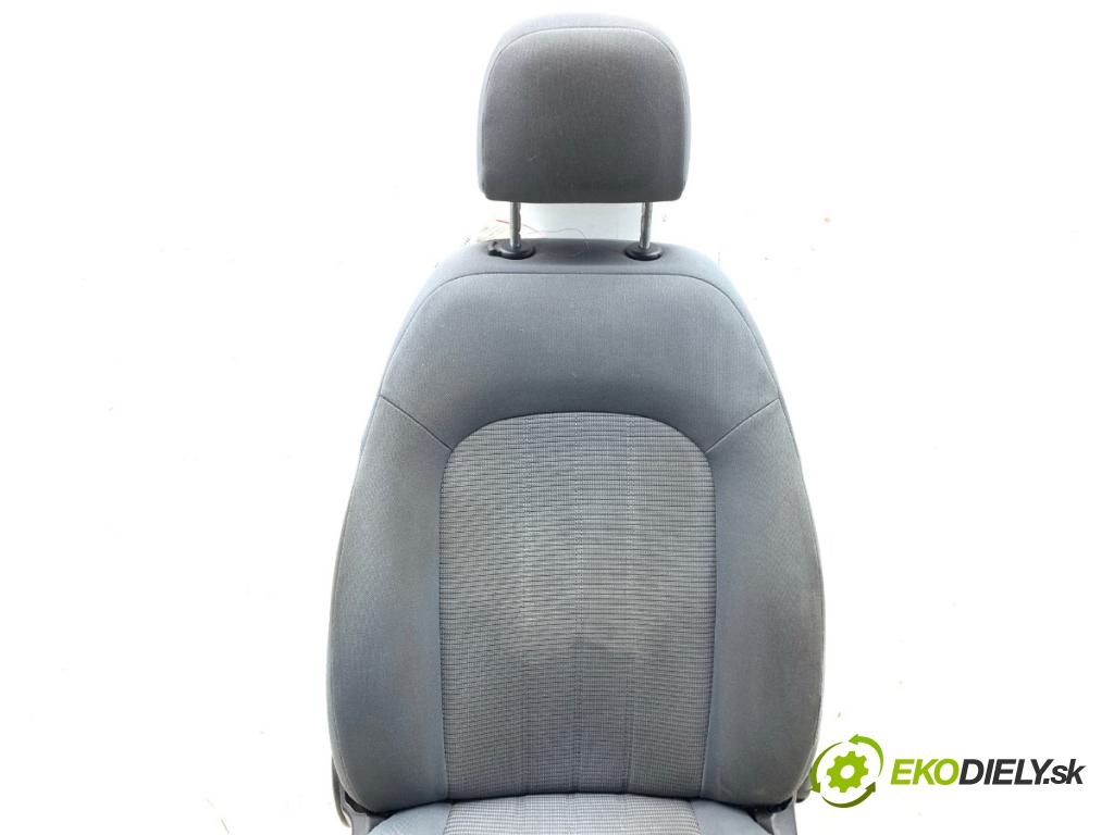 FIAT LINEA sedan 2012 57 kW 1.4 1368 Sedadlo ľavy predný