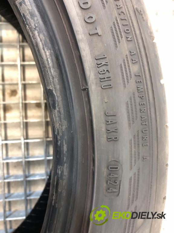 --- ---      PNEUMATIKA: 2X 235/45 18"