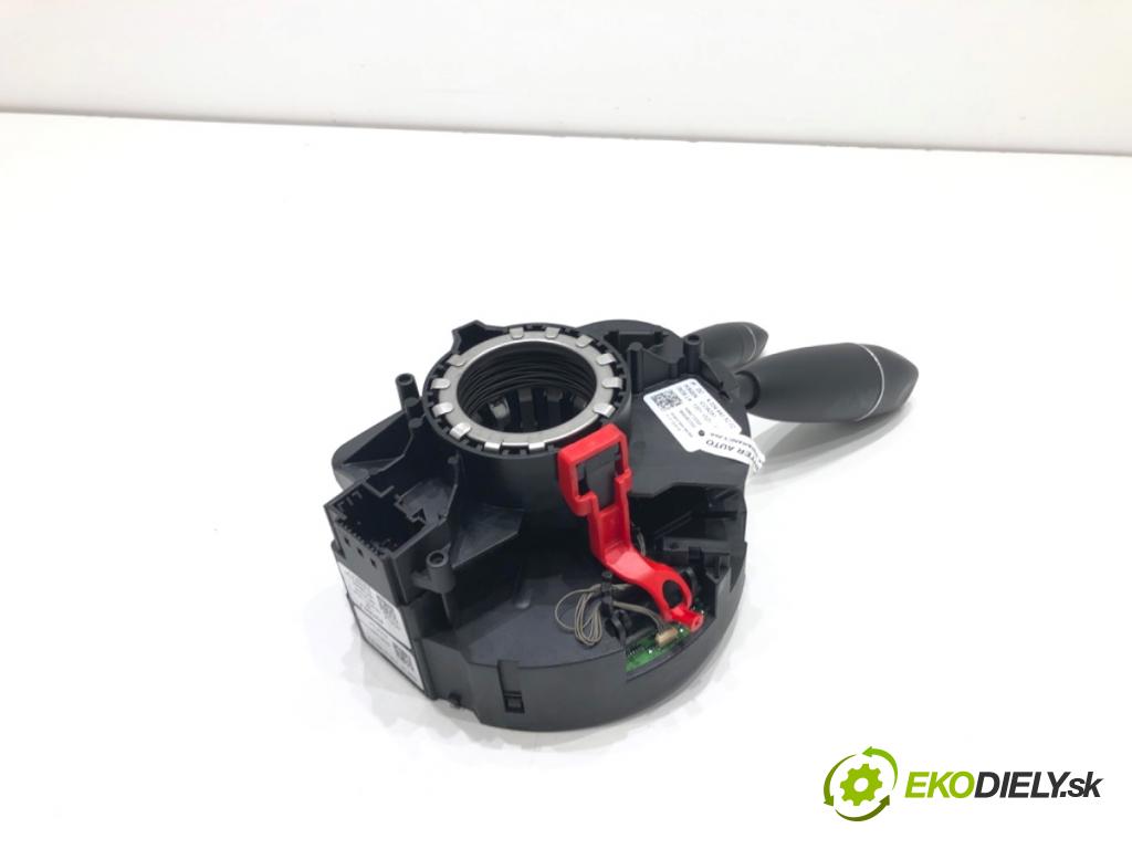 MERCEDES-BENZ X204 SUV 2010 125 kW 220 CDI (204.902) 2143 Prepínač kombinovaný A2044403202 (Prepínacie páčky pod volantom)