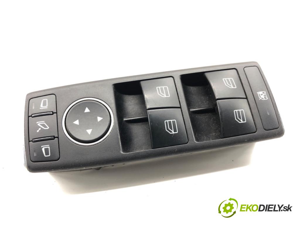 MERCEDES-BENZ X204 SUV 2010 125 kW 220 CDI (204.902) 2143 Prepínač okien A2049055402 (Prepínacie páčky pod volantom)