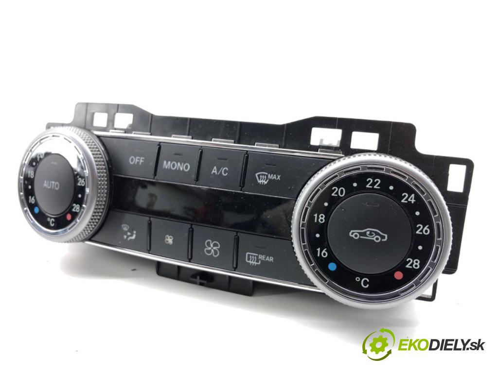 MERCEDES-BENZ X204 SUV 2010 125 kW 220 CDI (204.902) 2143 Panel ovládania kúrenia 2049009104 (Prepínacie páčky pod volantom)