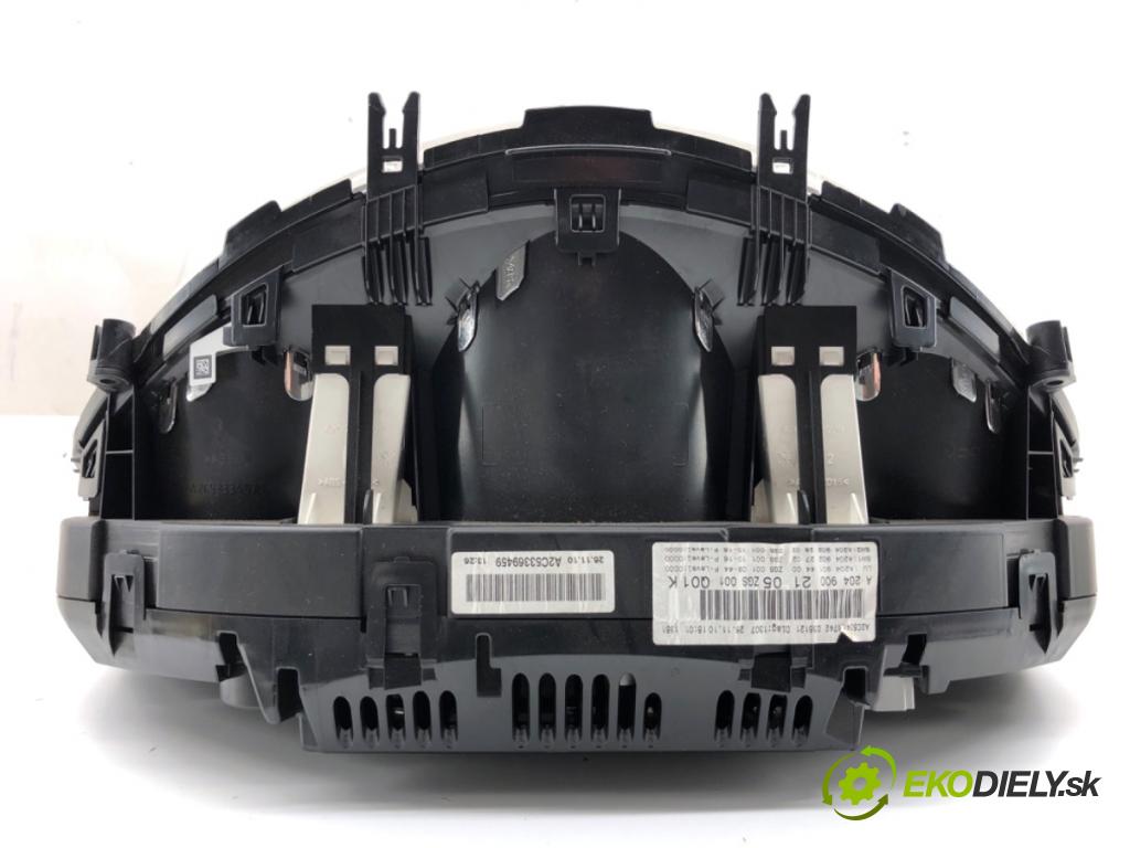 MERCEDES-BENZ X204 SUV 2010 125 kW 220 CDI (204.902) 2143 Prístrojovka A2049002105 (Prístrojová doska)