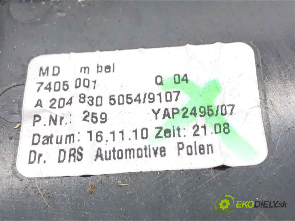 MERCEDES-BENZ X204 SUV 2010 125 kW 220 CDI (204.902) 2143 Mriežky kúrenia predný stredna A2048305054