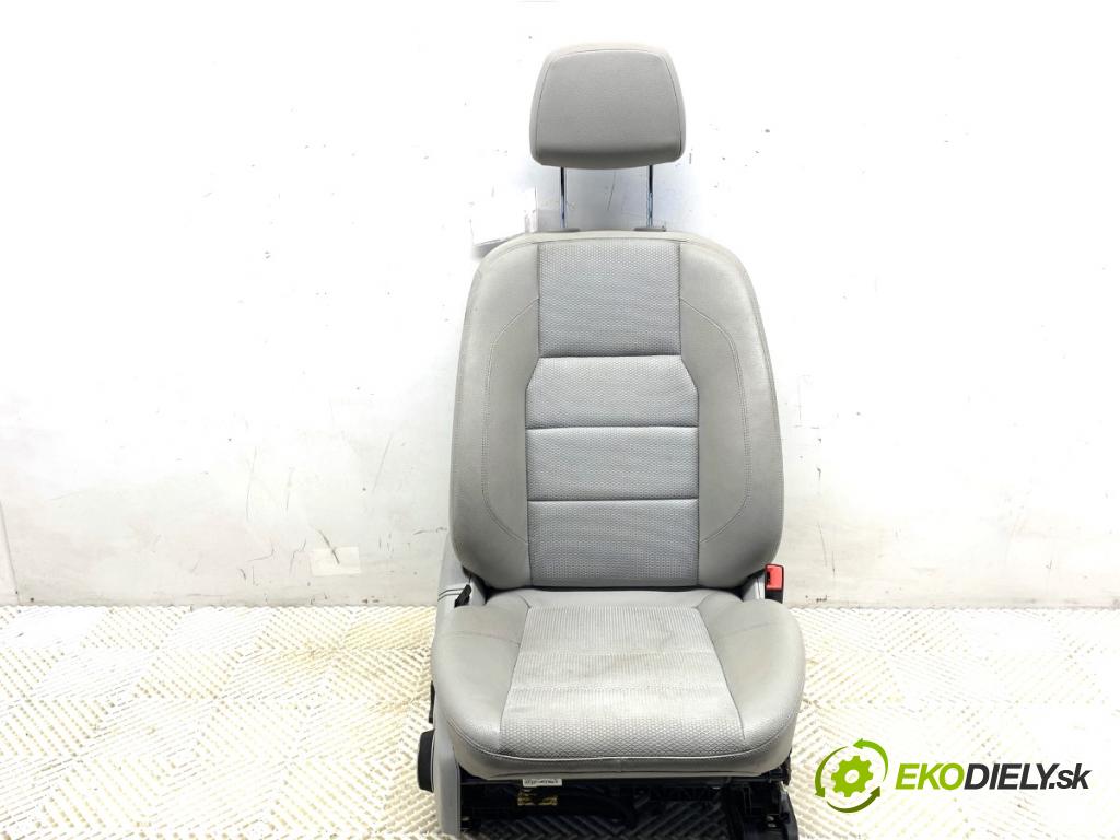 MERCEDES-BENZ X204 SUV 2010 125 kW 220 CDI (204.902) 2143 Sedadlo pravy predný 