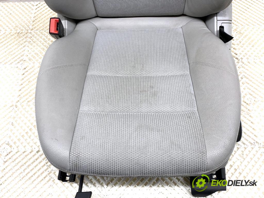 MERCEDES-BENZ X204 SUV 2010 125 kW 220 CDI (204.902) 2143 Sedadlo ľavy predný