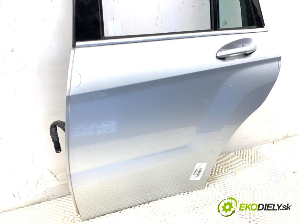 MERCEDES-BENZ X204 SUV 2010 125 kW 220 CDI (204.902) 2143 Dvere ľavy zad