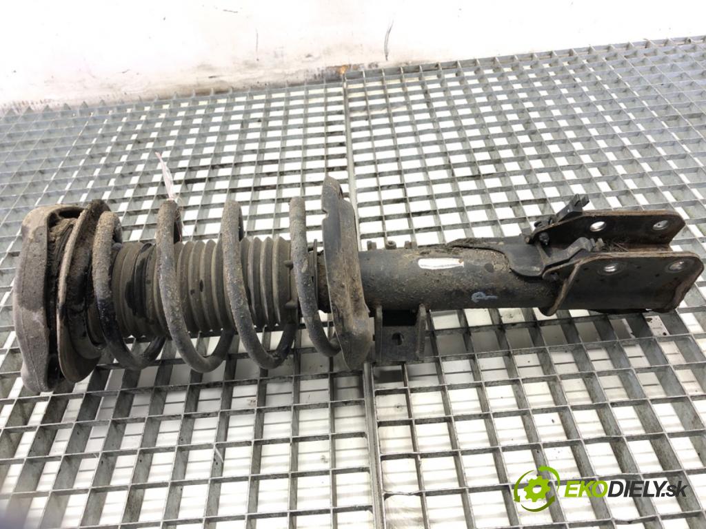 MERCEDES-BENZ X204 SUV 2010 125 kW 220 CDI (204.902) 2143 tlumič pravý přední část ZE A2043202738