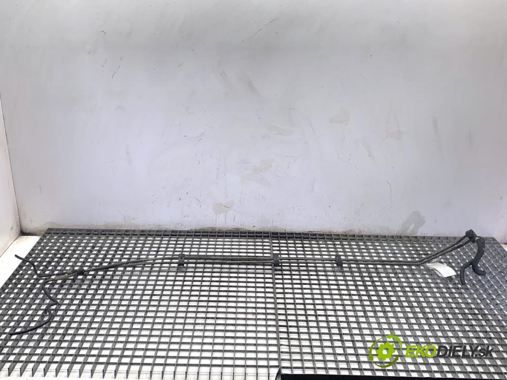 MERCEDES-BENZ X204 SUV 2010 125 kW 220 CDI (204.902) 2143 rúrky kable Palivo: A0019957077