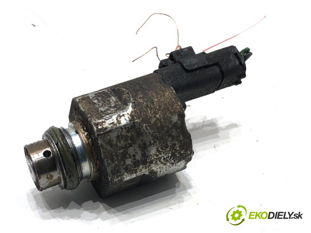 VOLVO V50 Kombi 2006 100 kW 2.0 D 1998 Regulátor tlaku paliva  (Palivový systém ostatné)