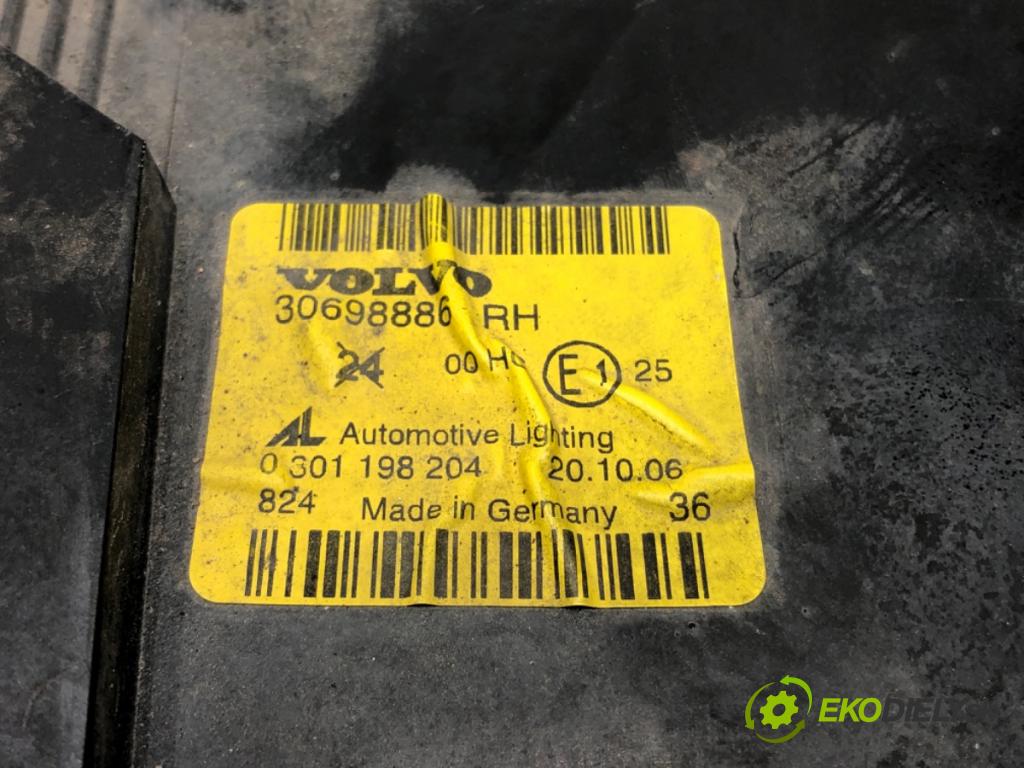 VOLVO V50 Kombi 2006 100 kW 2.0 D 1998 Svetlomet pravy predný 30698886